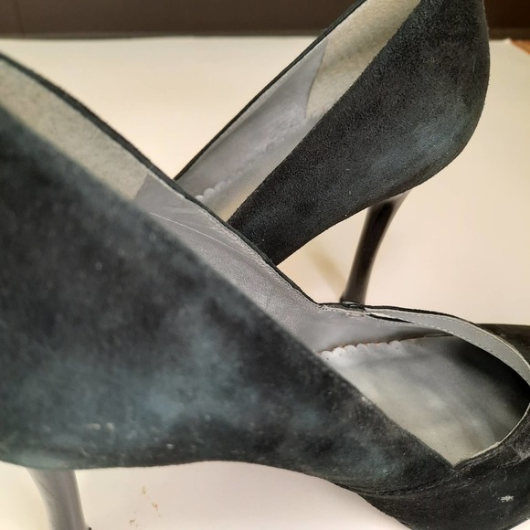 BcBgirls| Black Suede Mary Jane Heels Size 8 1/2 - Picture 4 of 7